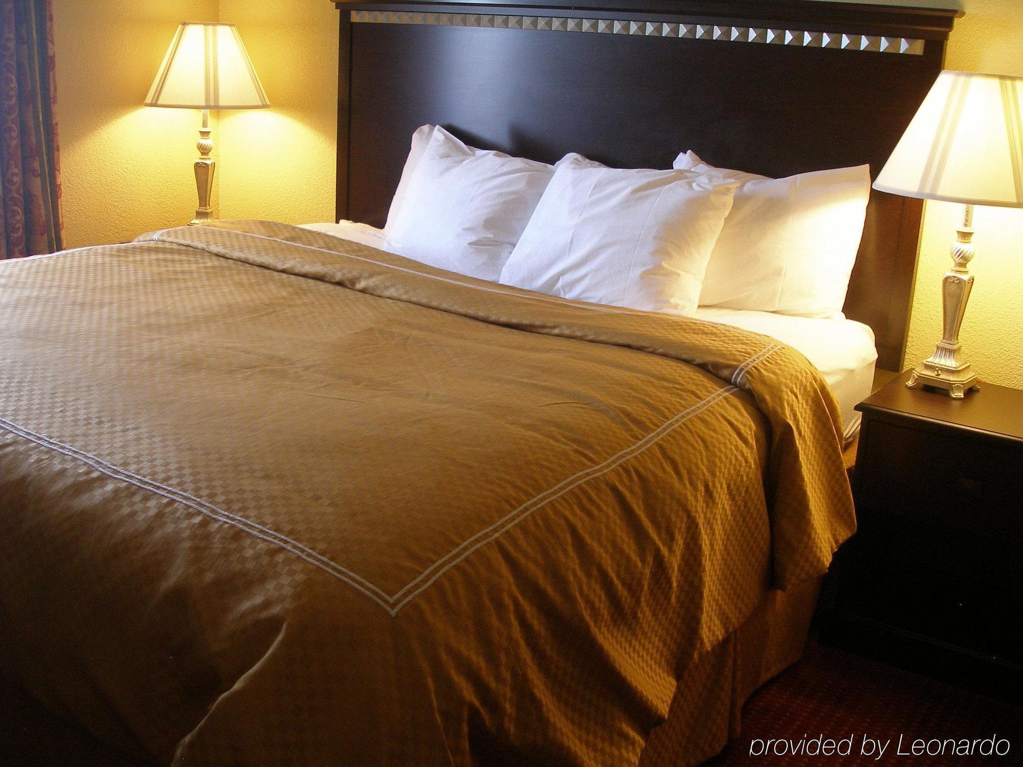 Comfort Suites LaredoLaredo  Szoba fotó